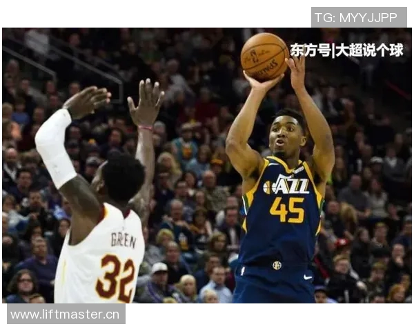 巨星表现！多诺万米切尔全场狂砍37分8篮板6助攻三分命中率高达55