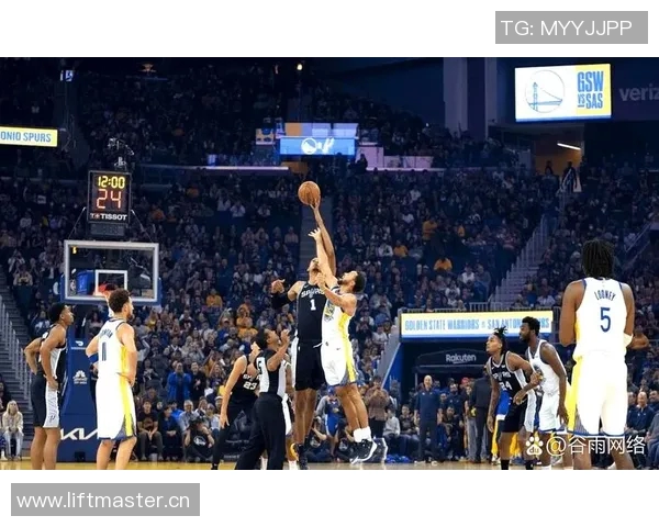 文班亚马与哈珀的对决快船逆转开拓者的利弊分析里夫斯创下个人最佳表现之夜