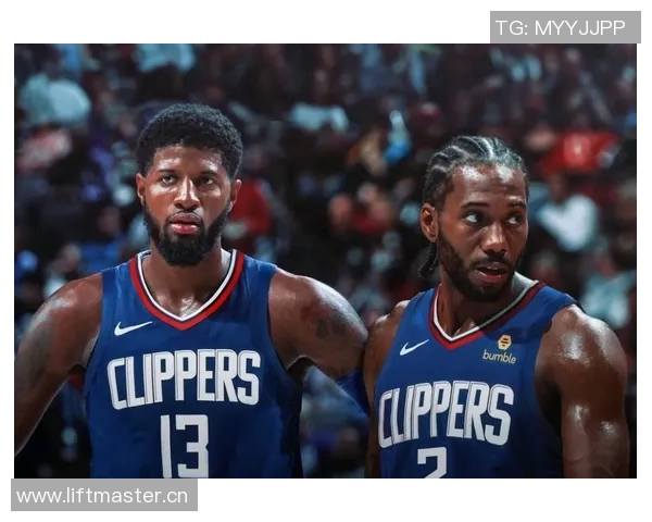 莱昂纳德生涯得分突破15000分快船三节惨遭对手压制落后32分