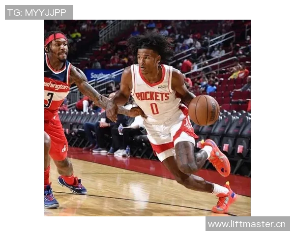 杰伦格林高中球衣退役仪式太阳主教练与新队友齐聚祝贺