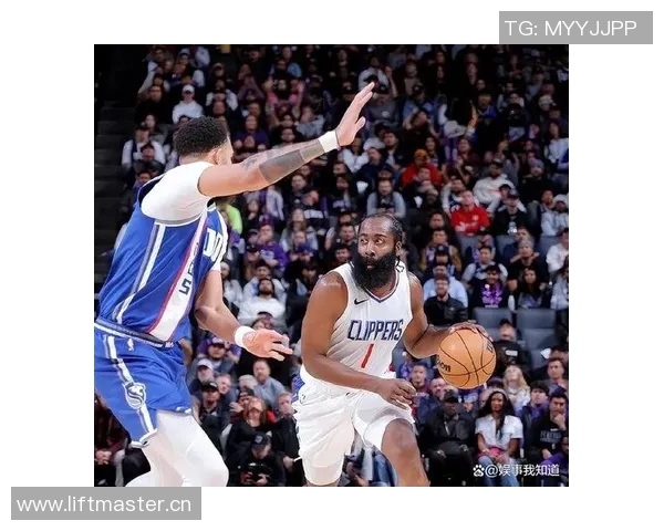 文班大秀闪耀全场进攻表现出色砍下22分7板3助正负值高达13